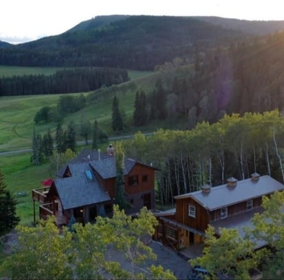 Meet your Posher, Craig - Picture 1 of 1